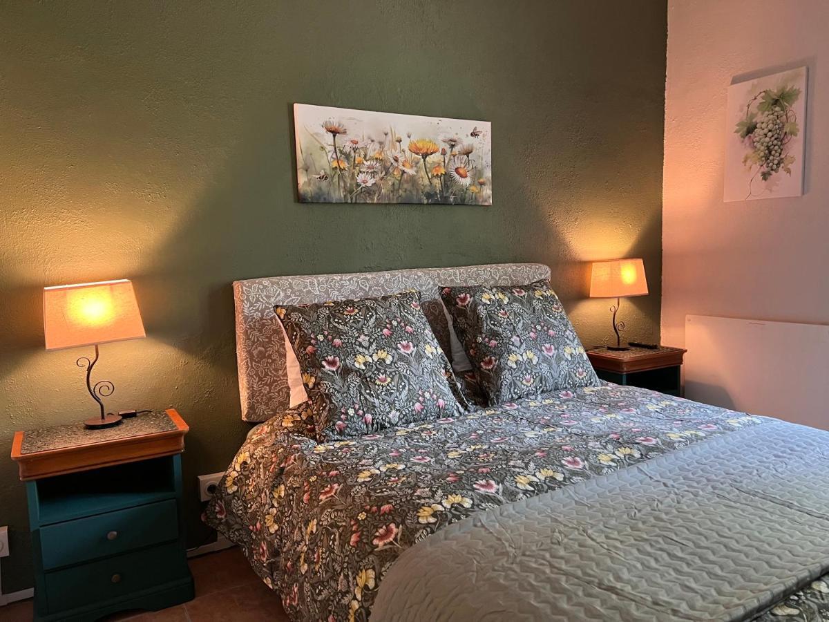 Bed and Breakfast Les Trois Fenetres Beauficel Exterior foto